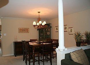 719 Martingale Rd, Schwenksville PA 19473