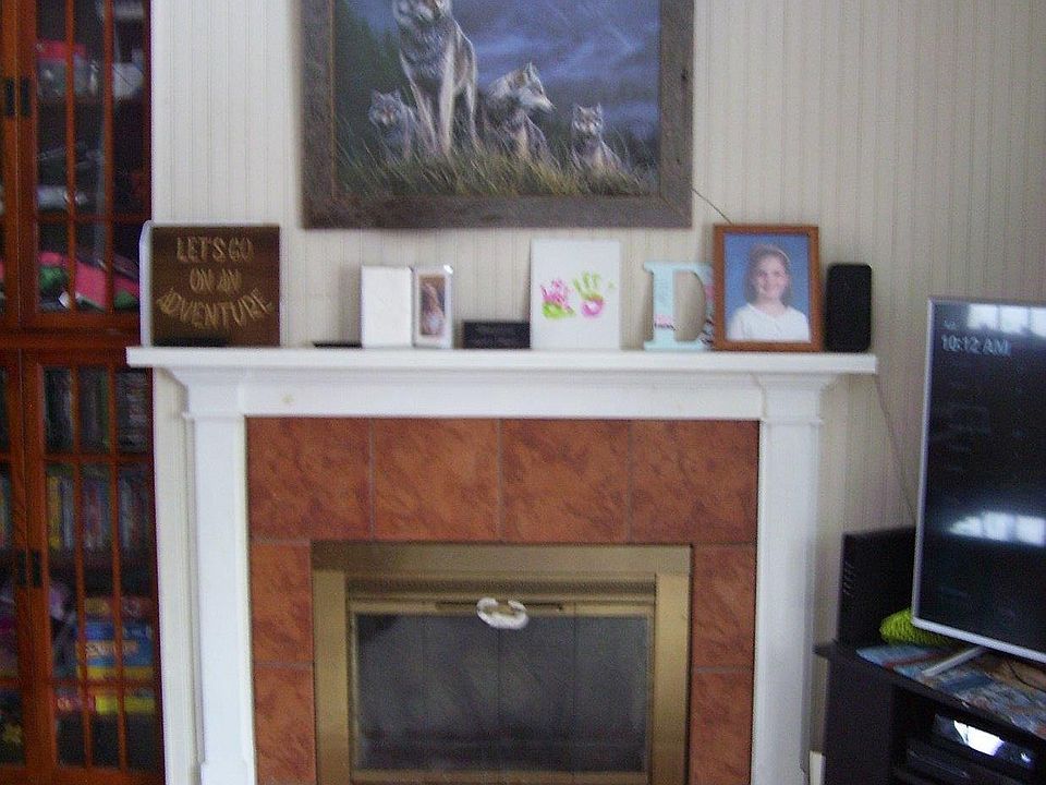 2nd image of 184 Brookins Rd