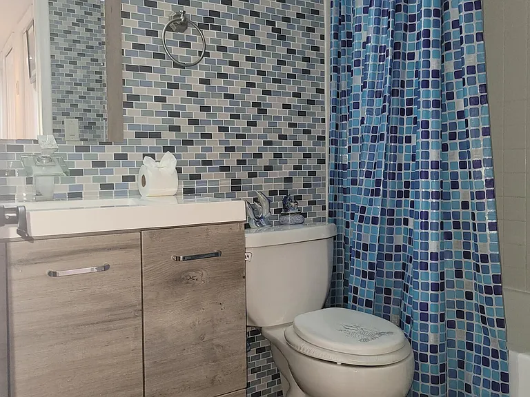 3605 NW 21st Ct — Photo 30