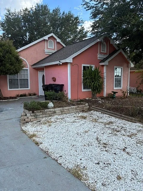 3 bed, 1429 sqft, $2,897 — Photo 1