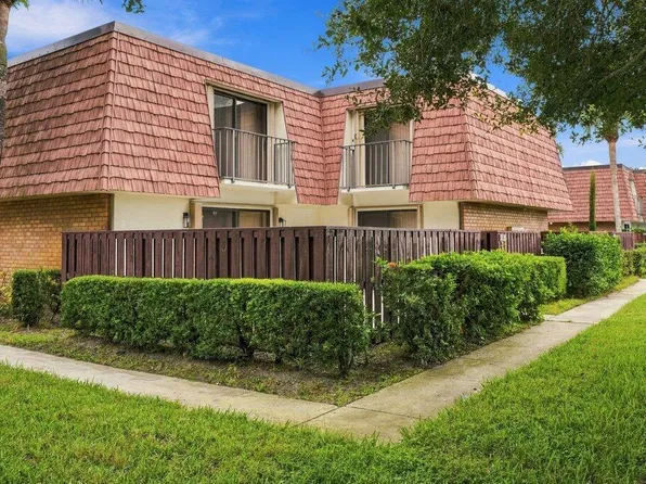 3015 SW Sunset Trace Circle, Palm City, FL 34990