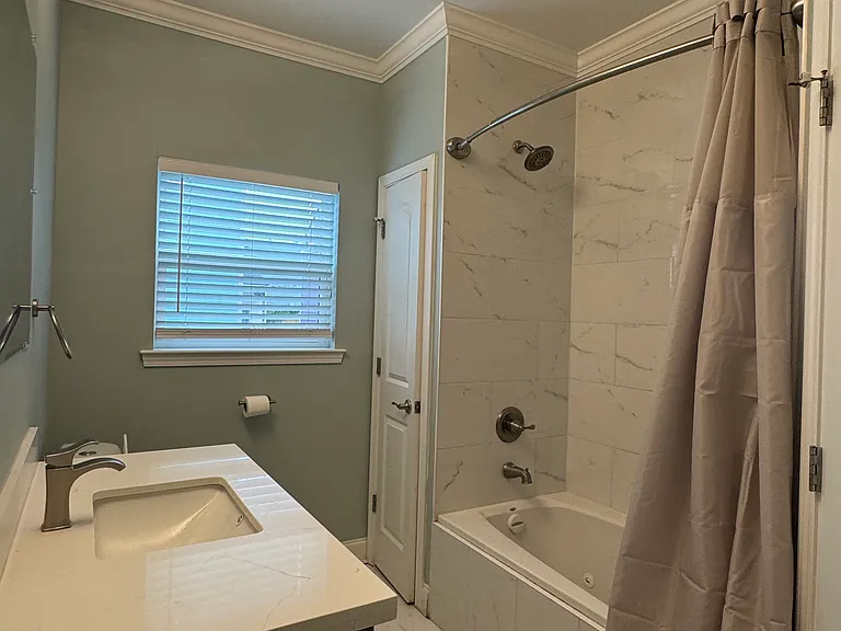 1710 Bayou Rd — Photo 7