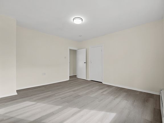 4th image of 11 Lafayette Pl Floor 2
