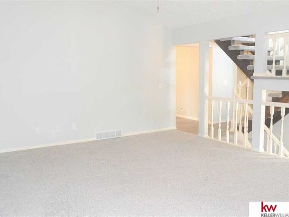 5th image of 3704 Lawnwood Dr