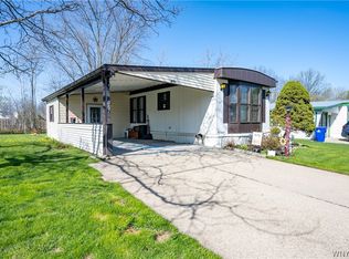 57 Waterview Pkwy, Hamburg, NY 14075