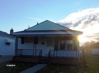 1423 Wilson Ave, Lincoln Park, MI 48146