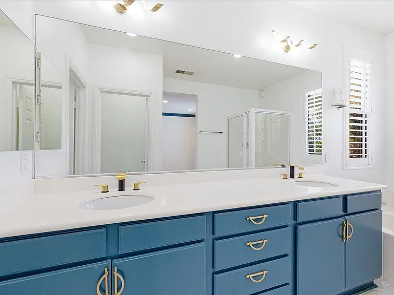 23732 Bella Vista Rd — Photo 18