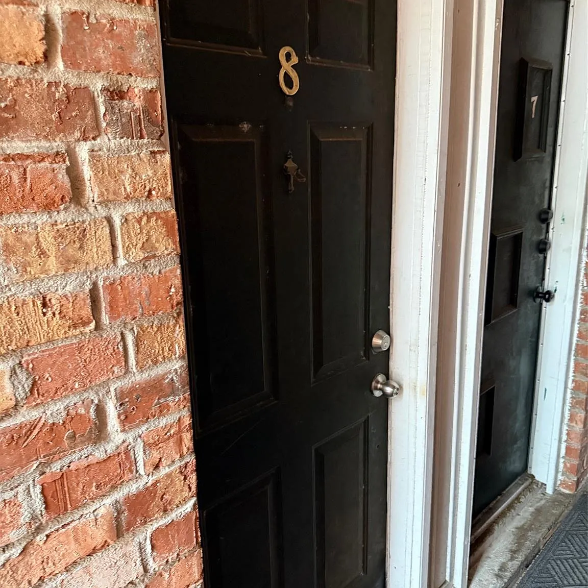 2 bed, 1.0 bath, 1026 sqft, $1,250 — Photo 2