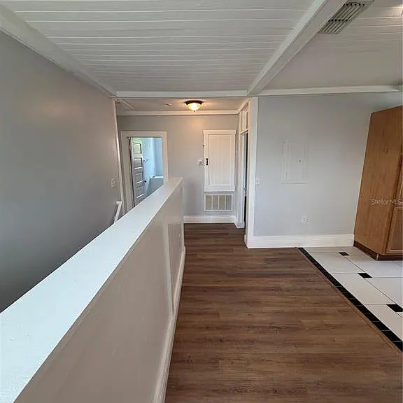 118 N Beaumont Ave — Photo 17