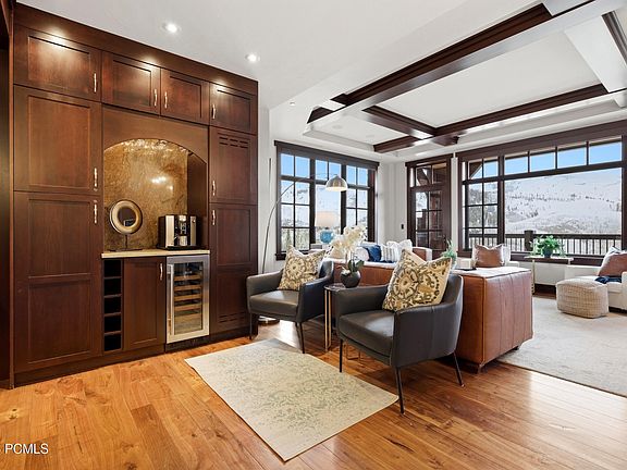 5th image of 8894 Empire Club Dr #405