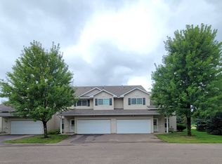 10 Bridgewater Trl, Hudson, WI 54016
