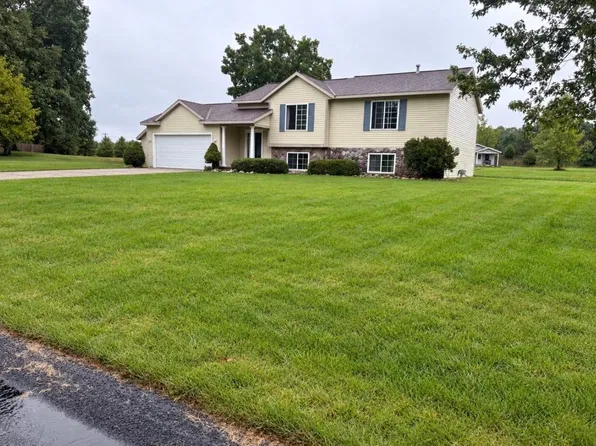 4814 Hathaway Ct, Hastings, MI 49058