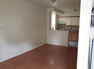 102 E Meehan Ave, Philadelphia, PA 19119