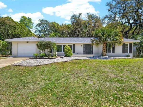 8 Blare Dr, Palm Coast, FL 32137