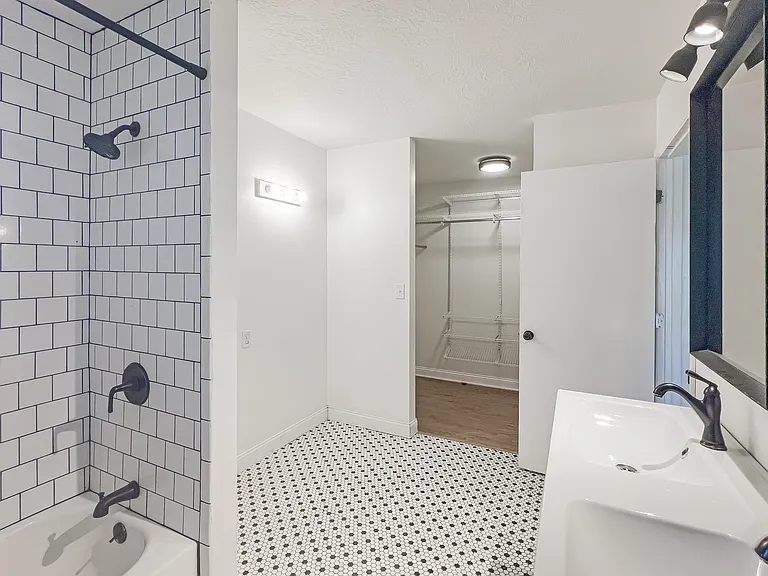 3308 NW Atlanta Ave — Photo 17