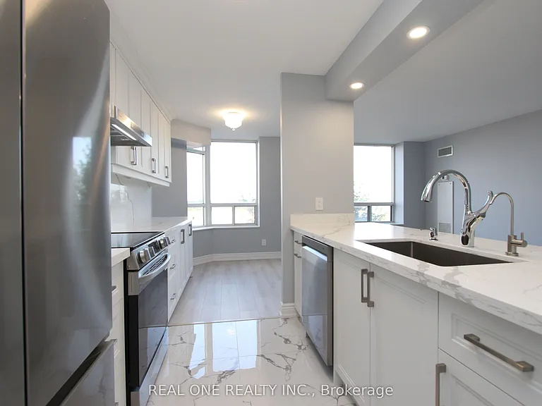 1883 McNicoll Ave #719 — Photo 2