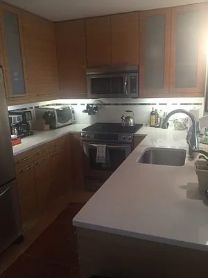 Rented by Alexander Bilu, LREB | media 25