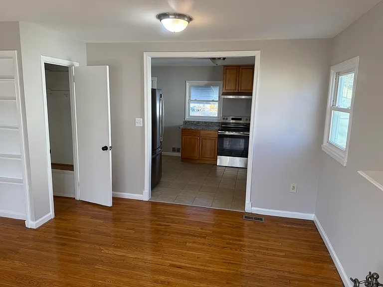 Living room & kitchen