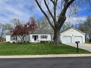 757 Pinecrest Dr, Jefferson, WI 53549