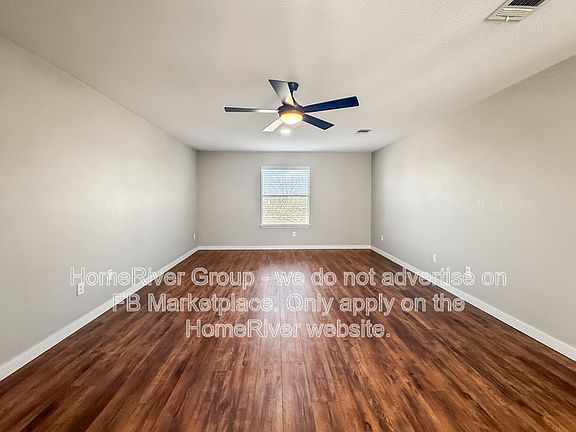 5th image of 1204 Clayton Dr