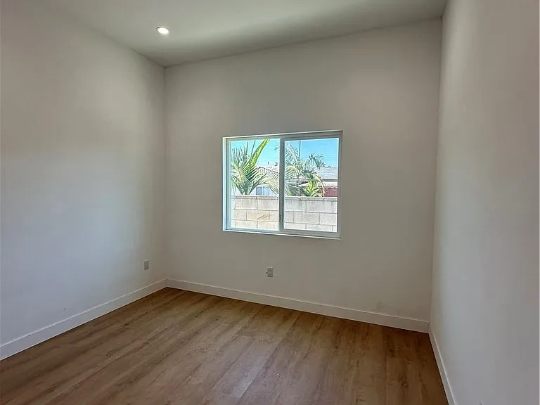 315 N Maxine St — Photo 6