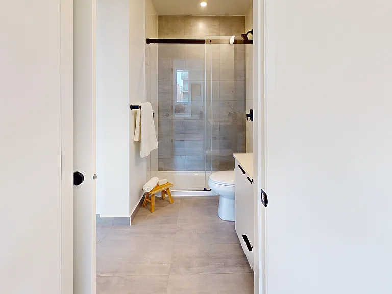 159 Parkdale Ave — Photo 13