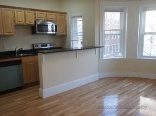 1316 Commonwealth Ave #B5, Allston, MA 02134