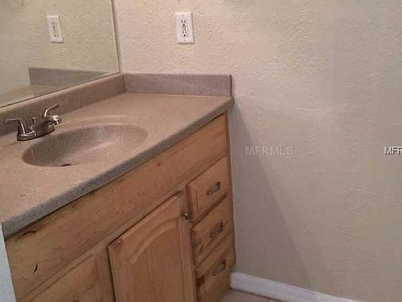 4th image of 8501 Himes Ave #202A