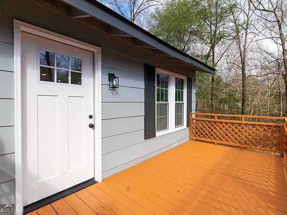 4th image of 158 S Glenn Rd