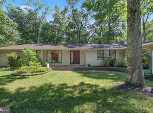 15 Laurel Hill Dr, Cherry Hill, NJ 08003