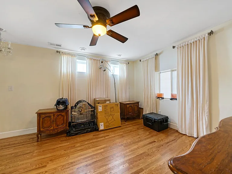 2518 W Colorado Ave #B — Photo 8