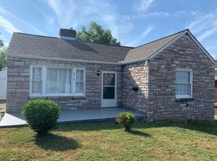 2910 Sanders Dr, Knoxville, TN 37918