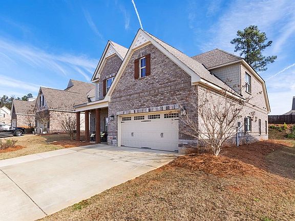 3rd image of 522 Jeffrey Dr