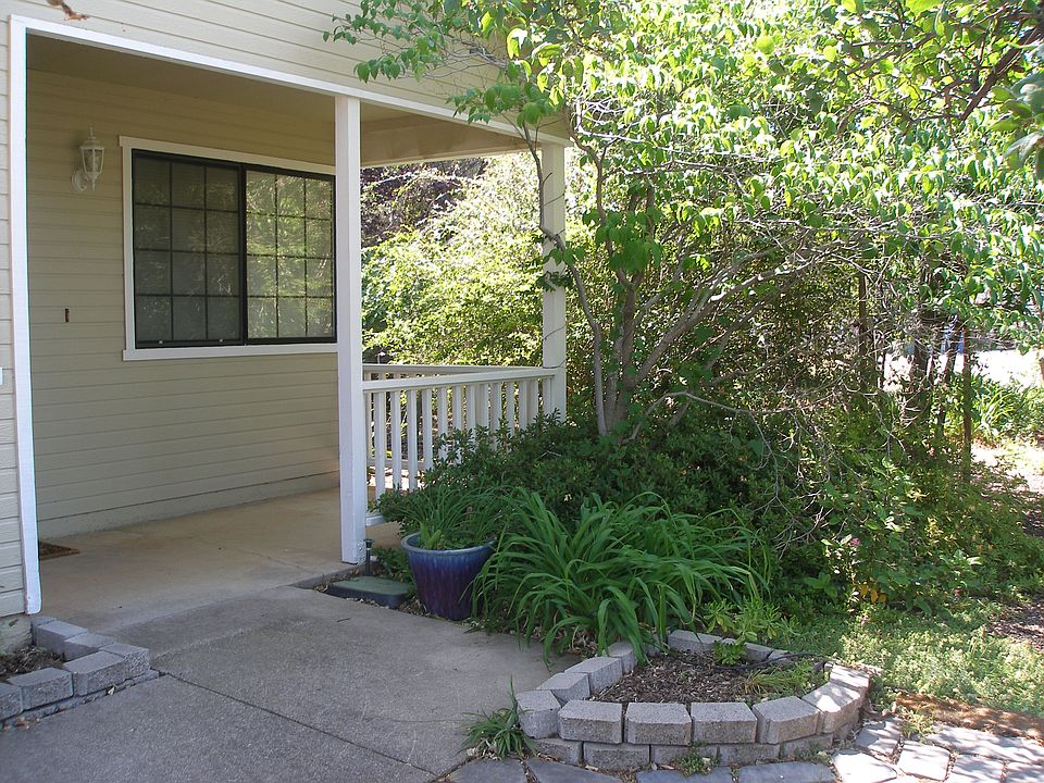 1st image of 3945 Travona St
