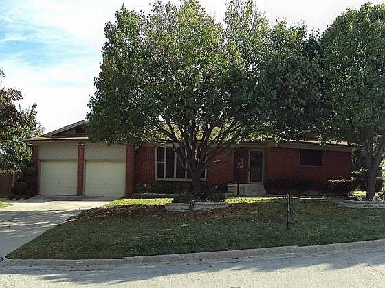 1st image of 4212 Highland Lake Dr