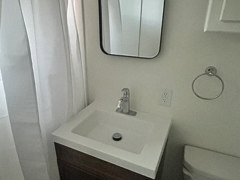 305 N Signal St #2 — Photo 7