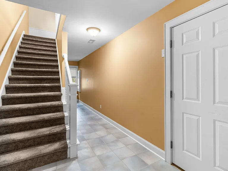 415 Cape Fear Ave — Photo 32