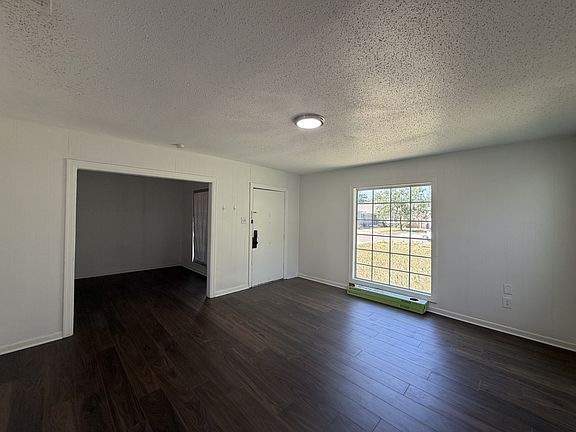 3rd image of 2613 28th St