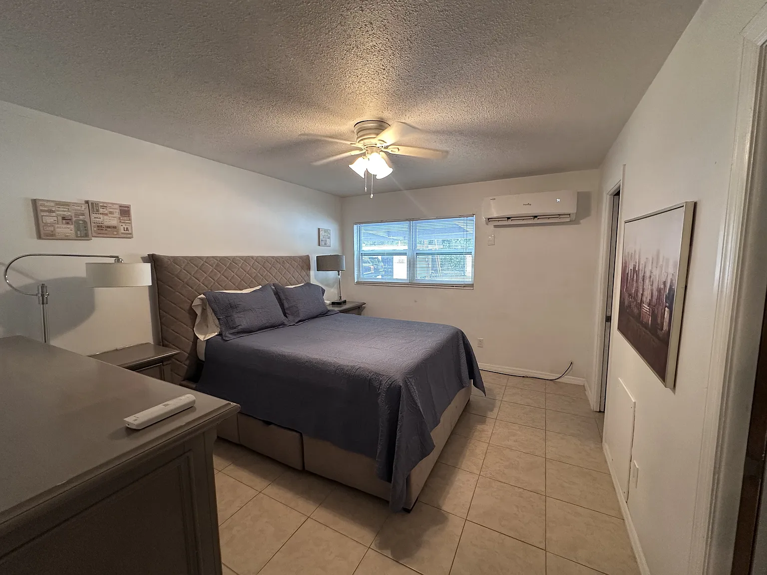 122 - 3700 Haines Rd N - Unit 7 — Photo 2
