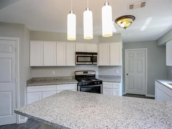 17514 Sundrop Ln, Houston, TX 77084