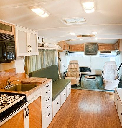 Kitchen & Living space