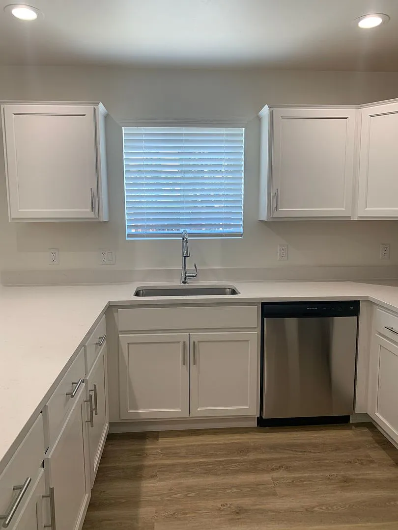 New Construction Built In 2025 2 Bedroom 1 Bath — Photo 4