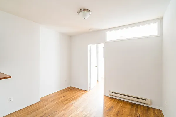 Rented by MNS | media 22