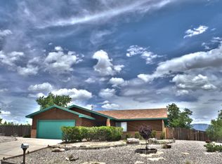 682 Ivory Rd SE, Rio Rancho, NM 87124