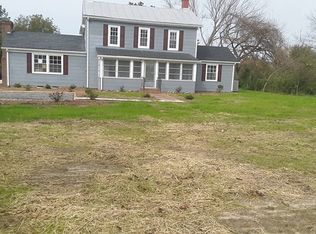 17583 Richmond Rd, Callao, VA 22435