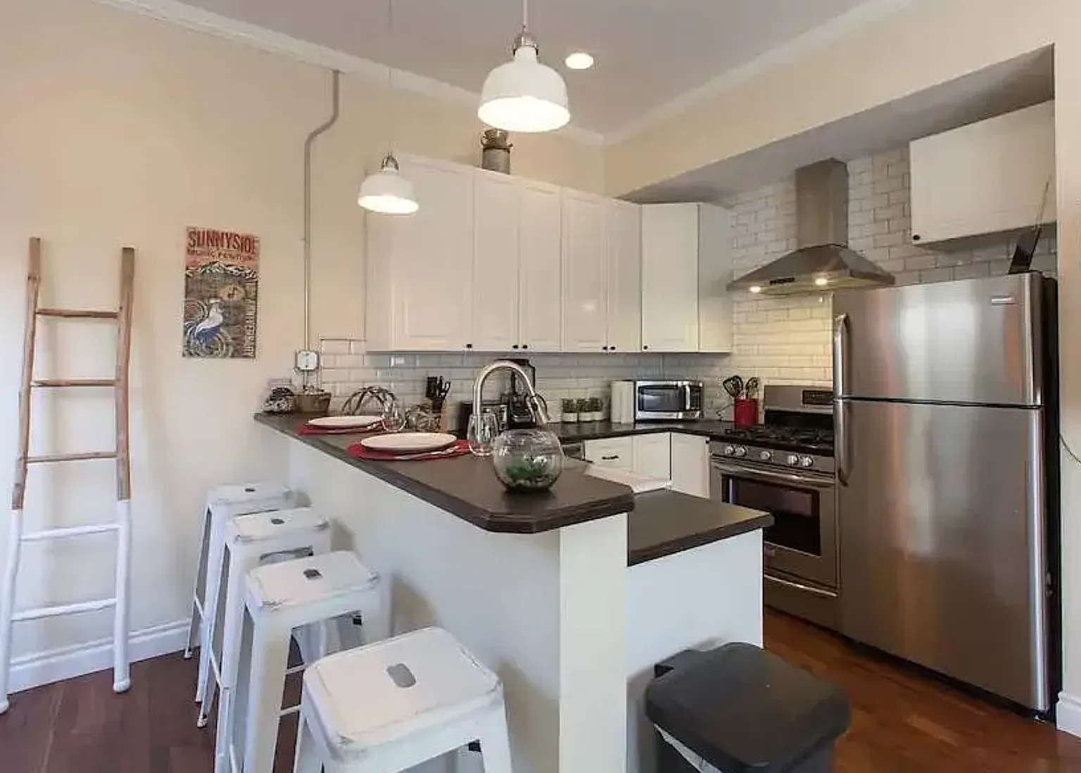2 bed, 1200 sqft, $2,500 — Photo 4