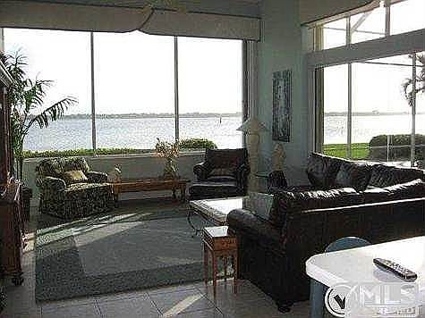 4th image of 1552 SE Ballantrae Ct