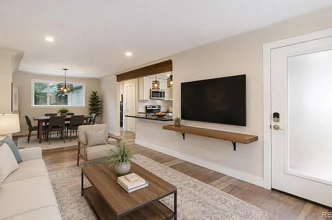 2940 Krameria St — Photo 3