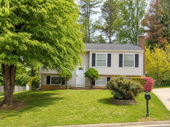 6126 Mantle Rd, Burke, VA 22015