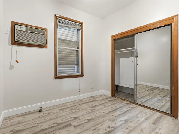 143 West 26th Street image 8 of 12